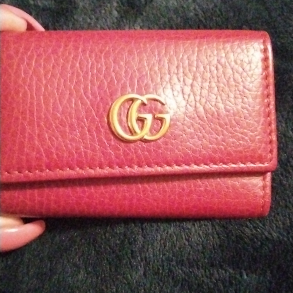 💕EUC Gucci Marmont 7 key holder